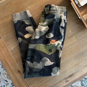 Nike Camo Sweatpants